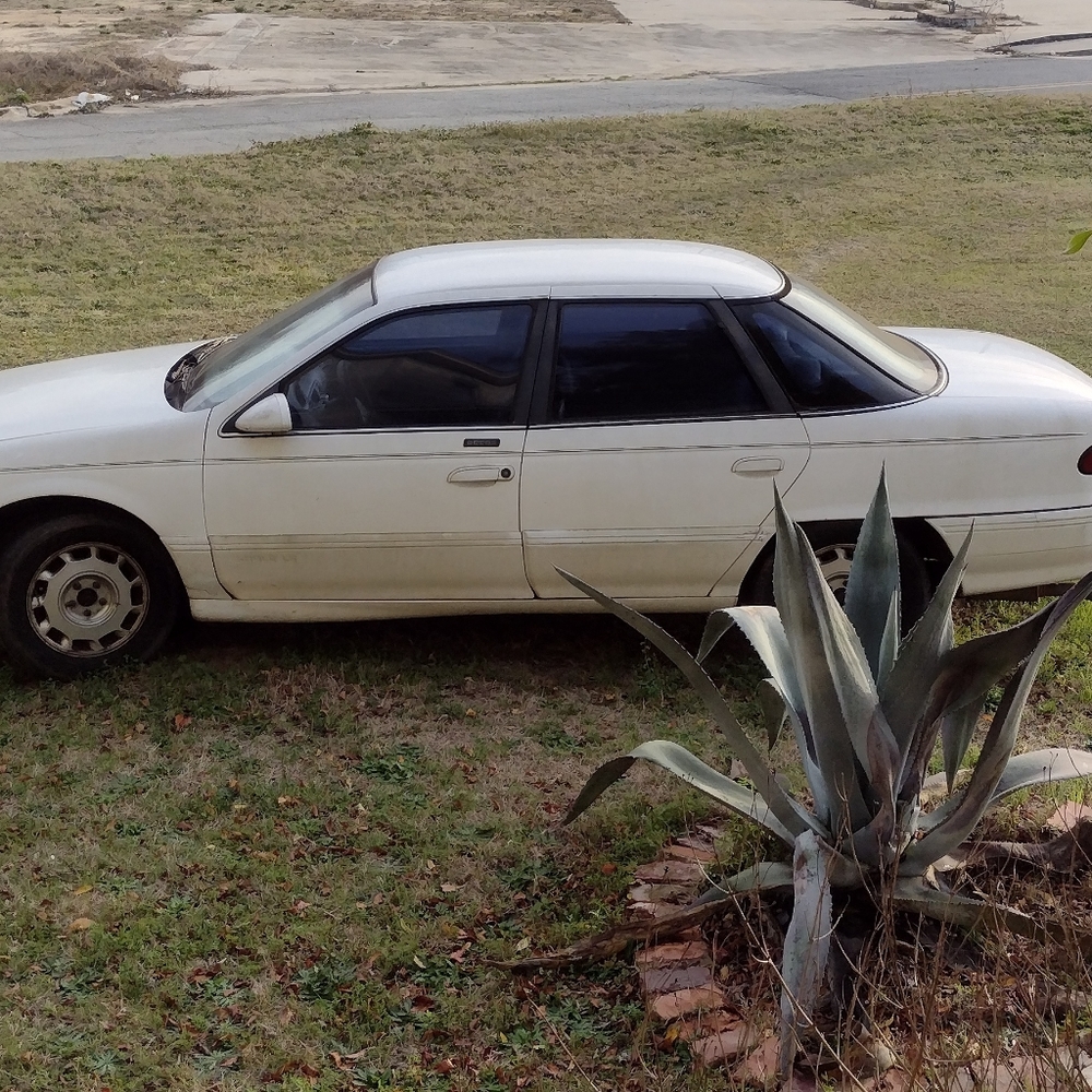 1995 Mercury Sable LS, needs some work, but will crank and run.